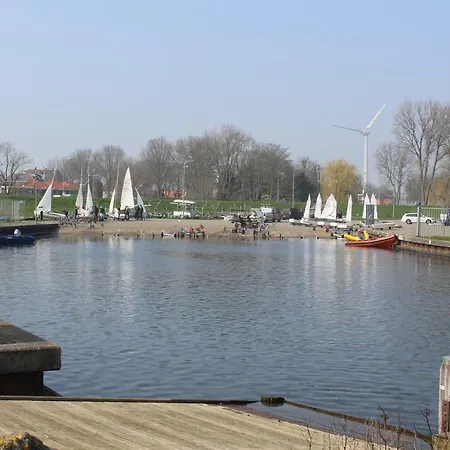 Perle Am Ijsselmeer Mit Eigenem Tretboot Medemblik Exterior photo