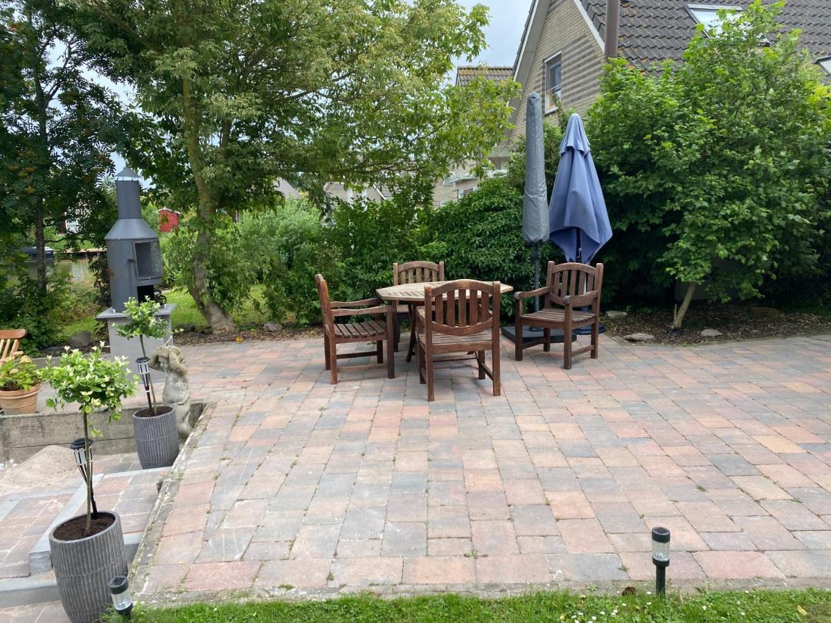 Holiday home Perle Am Ijsselmeer Mit Eigenem Tretboot