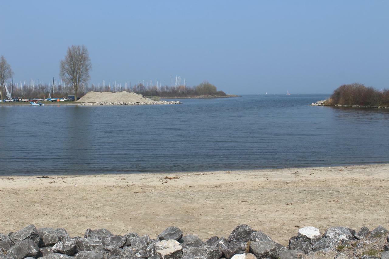 Perle Am Ijsselmeer Mit Eigenem Tretboot * Medemblik